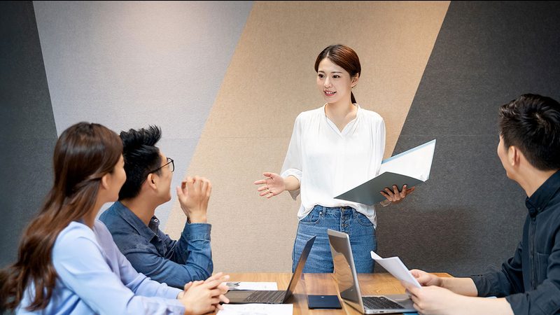 机房改造：机柜材质的抉择之道**